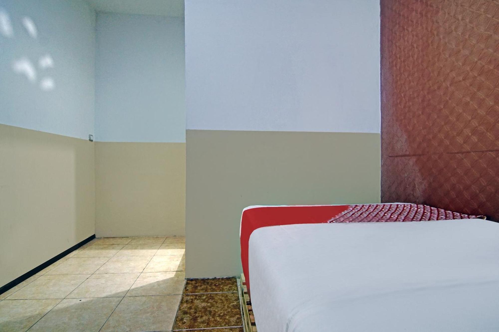 Super Oyo 90358 Poris Residence Syariah Tangerang Exterior foto